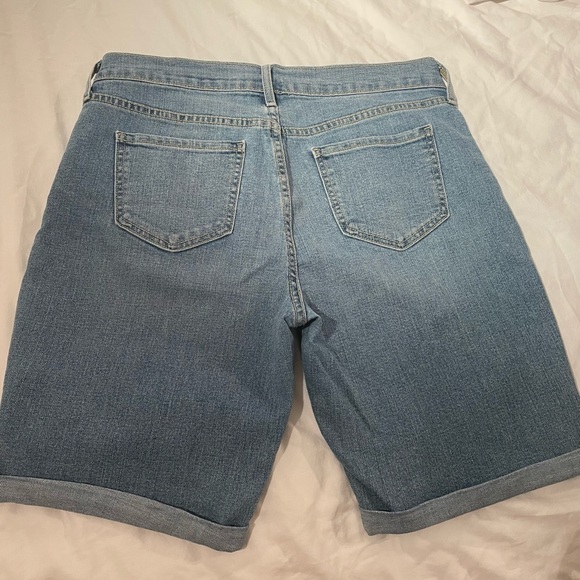 Old Navy Shorts - Picture 3 of 3